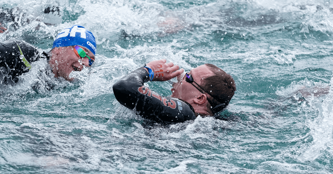 Open water zwemmer Lars Bottelier - topzwemmer die voor de Olympische Spelen gaat op de 10 km in Parijs 2024 - 25 km vijfde bij het Europees Kampioenschap - Zwem blog - Parijs 2024 - open water zwemmen - debuut EK 25 vijfde - zwemmen- zwemblog - IJmuidenaar