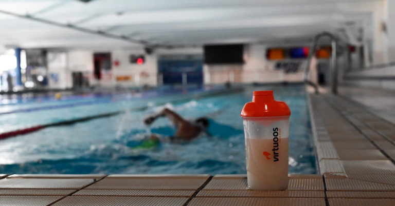 Virtuoos is de nieuwe partner van professioneel open water zwemmer Lars Bottelier - samen gaan we de Olympische Spelen van Parijs halen!